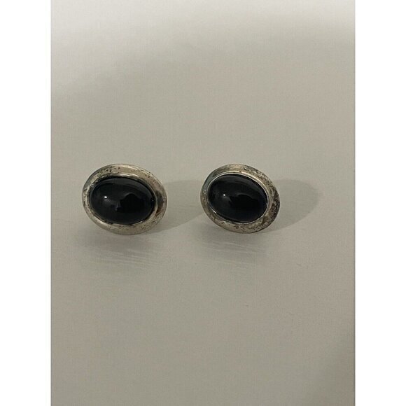 Onyx‎ Stud Earrings Vintage Style Silver Tone Classic Jewelry - Picture 1 of 2